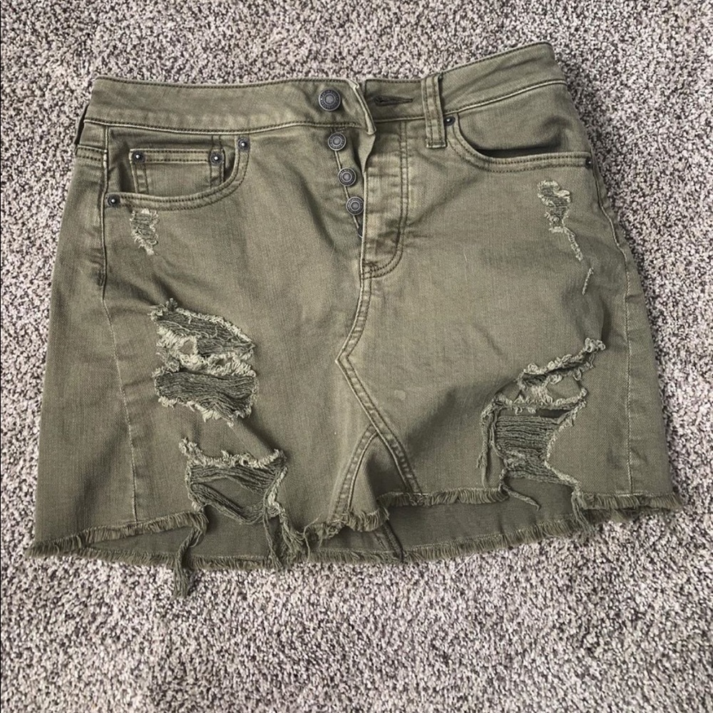 mini skirt